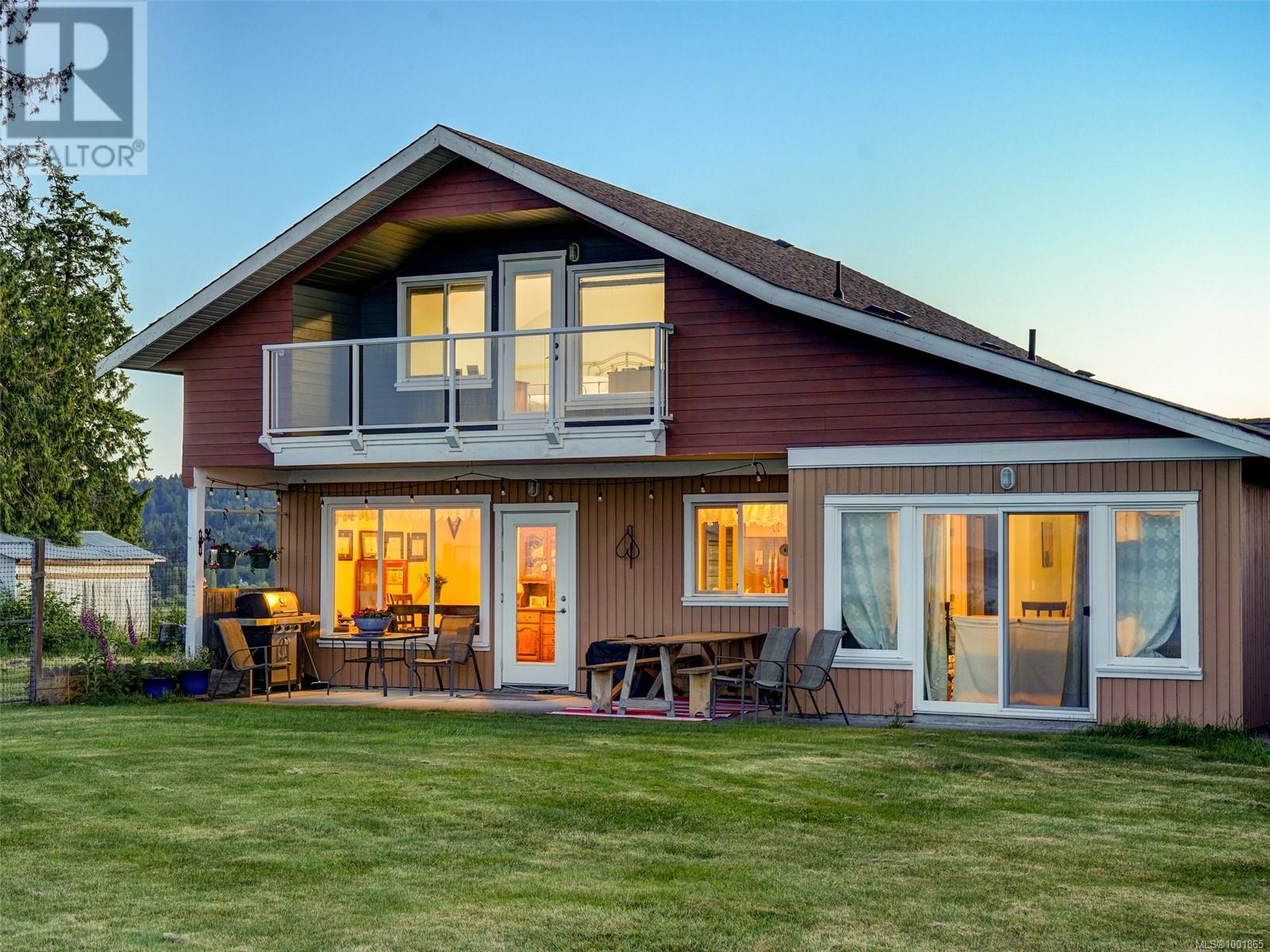 3191 Martindale Rd, Central Saanich, British Columbia  V8L 1V2 - Photo 51 - 1001865