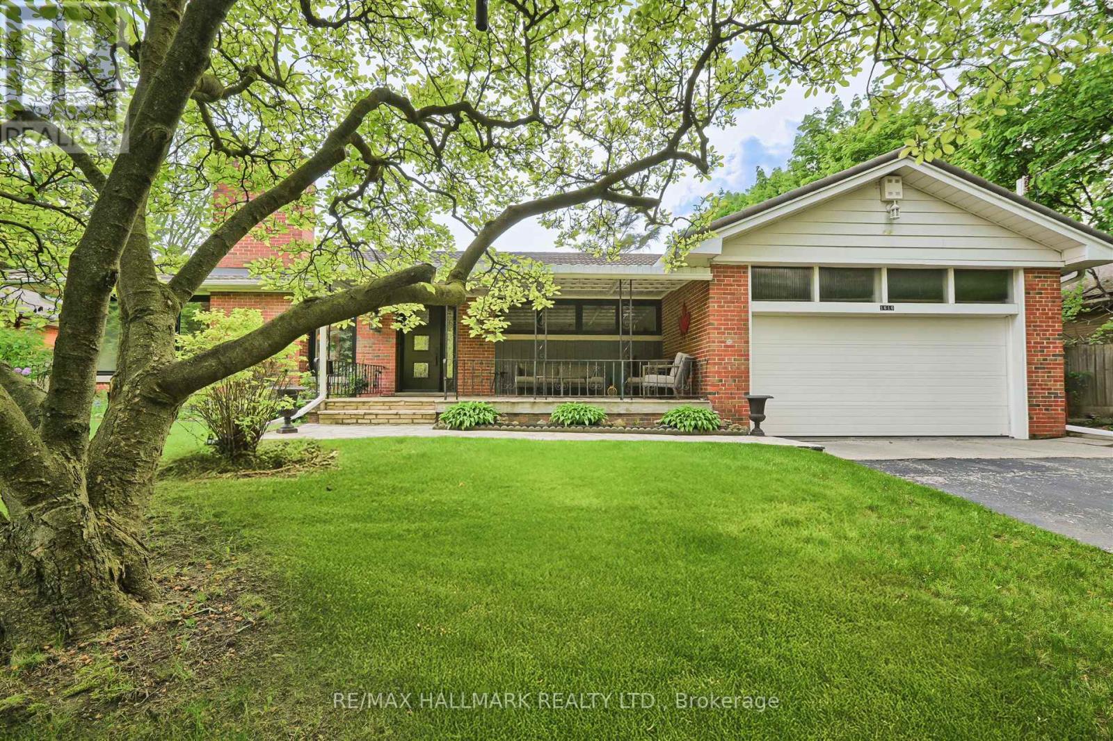 1616 ISLINGTON AVENUE, Toronto, Ontario