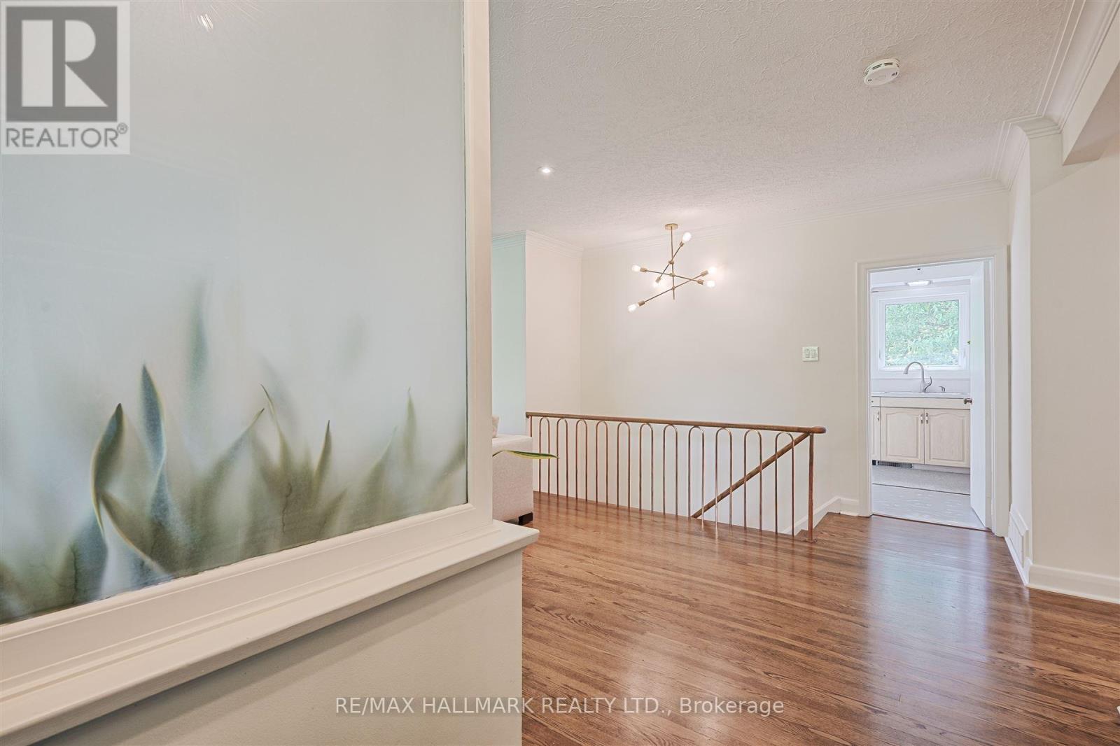1616 Islington Avenue, Toronto, Ontario  M9A 3M6 - Photo 6 - W12192006