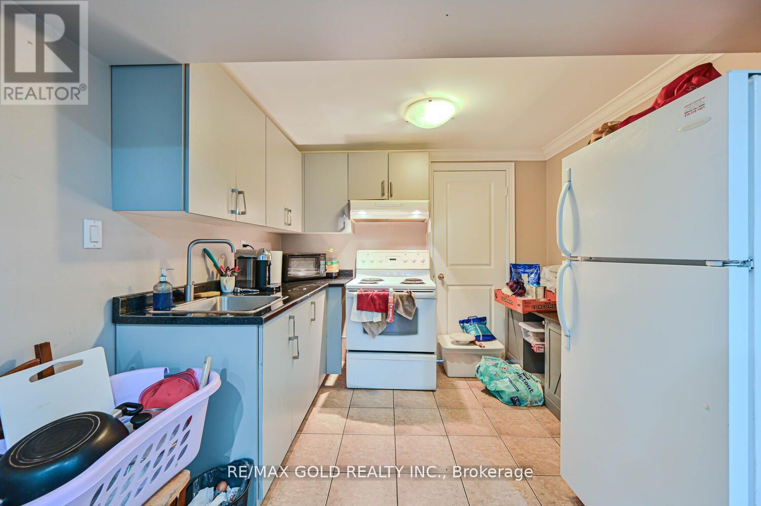 59 Marysfield Drive, Brampton (Toronto Gore Rural Estate), Ontario  L6P 0J2 - Photo 29 - W12192015