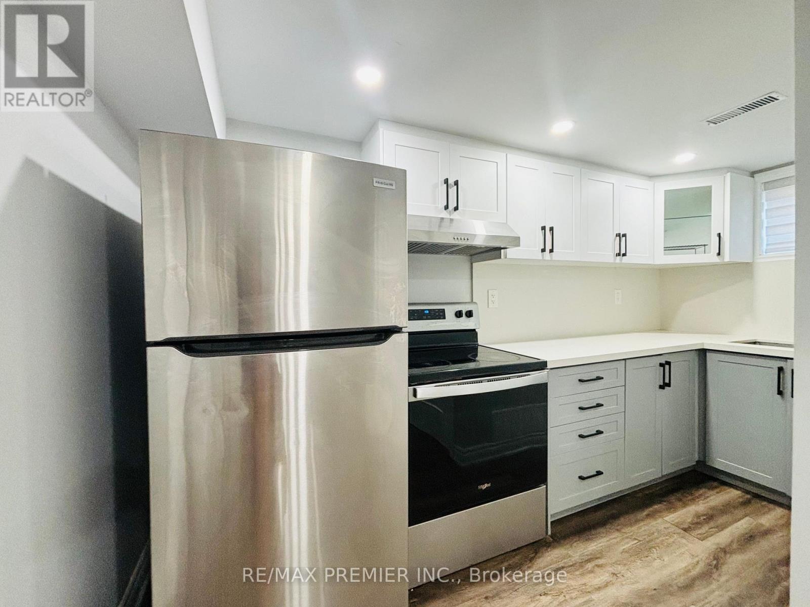 BSMT - 96 WYNDALE DRIVE, Toronto, Ontario