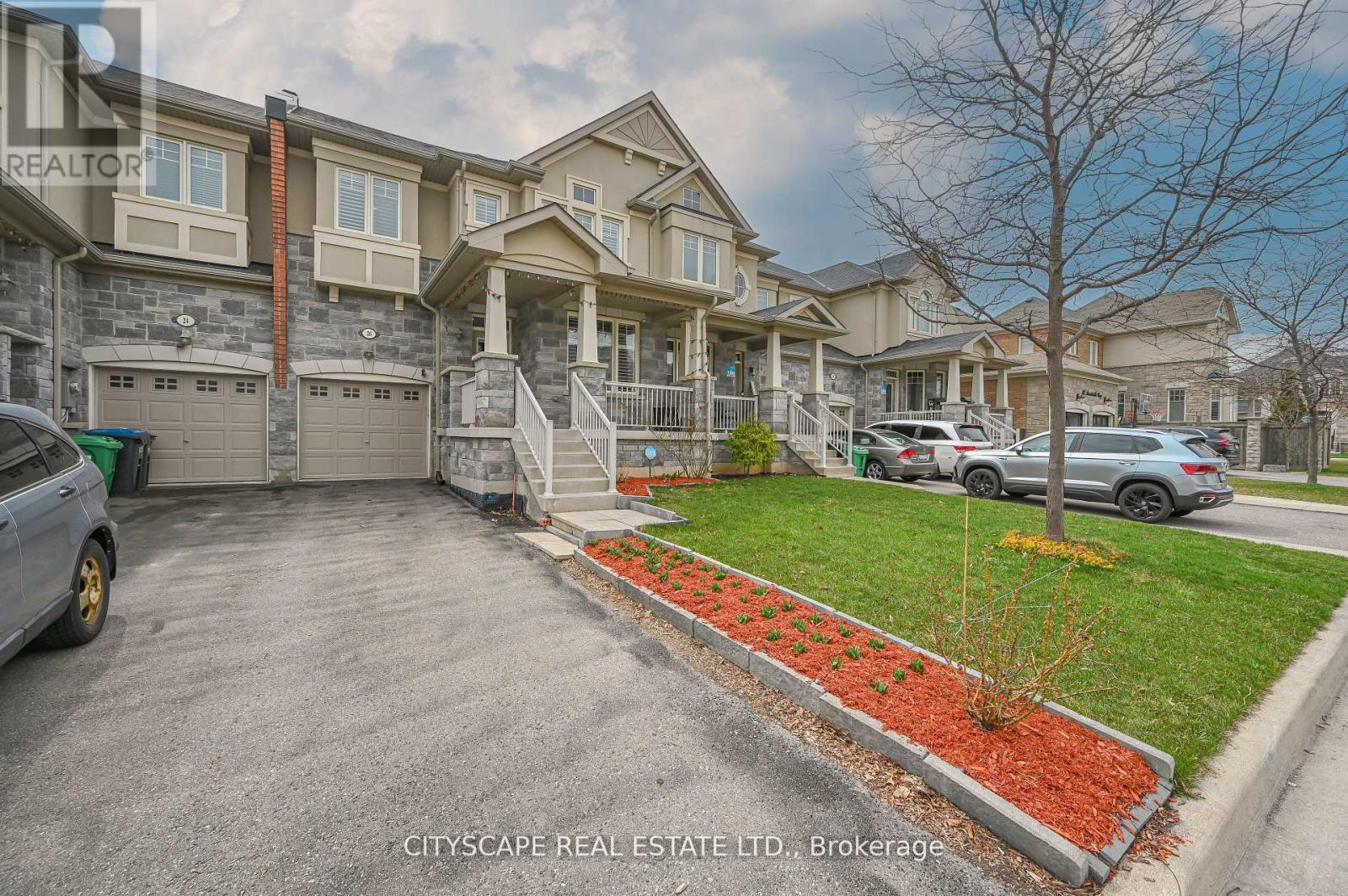 26 Merrickville Way, Brampton (Bram West), Ontario  L6Y 0V5 - Photo 1 - W12192048