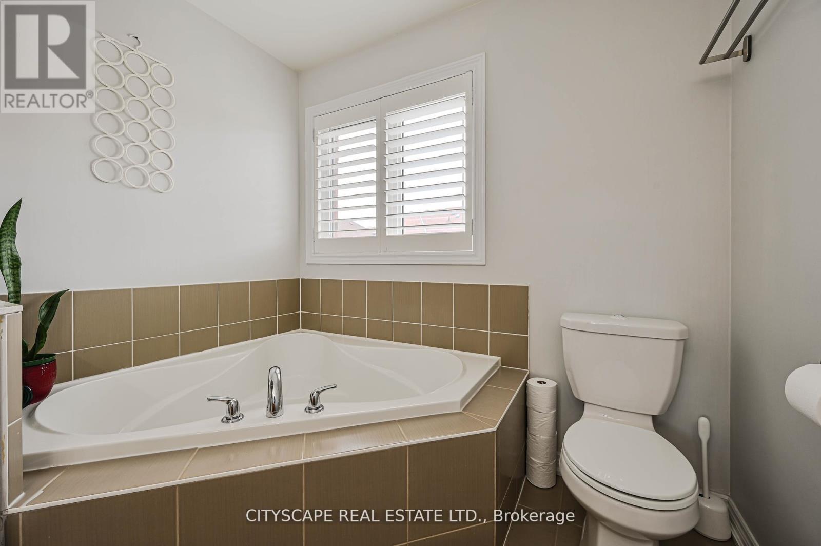 26 Merrickville Way, Brampton, Ontario  L6Y 0V5 - Photo 19 - W12192048