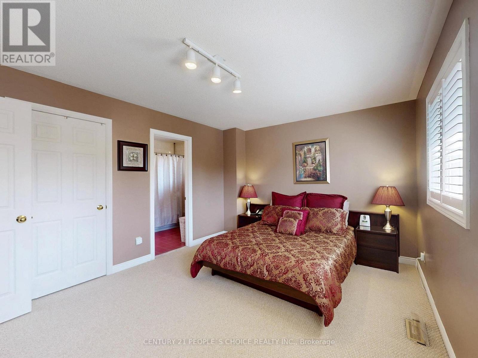 1340 Whitewater Lane, Mississauga, Ontario  L5V 1L8 - Photo 21 - W12192086