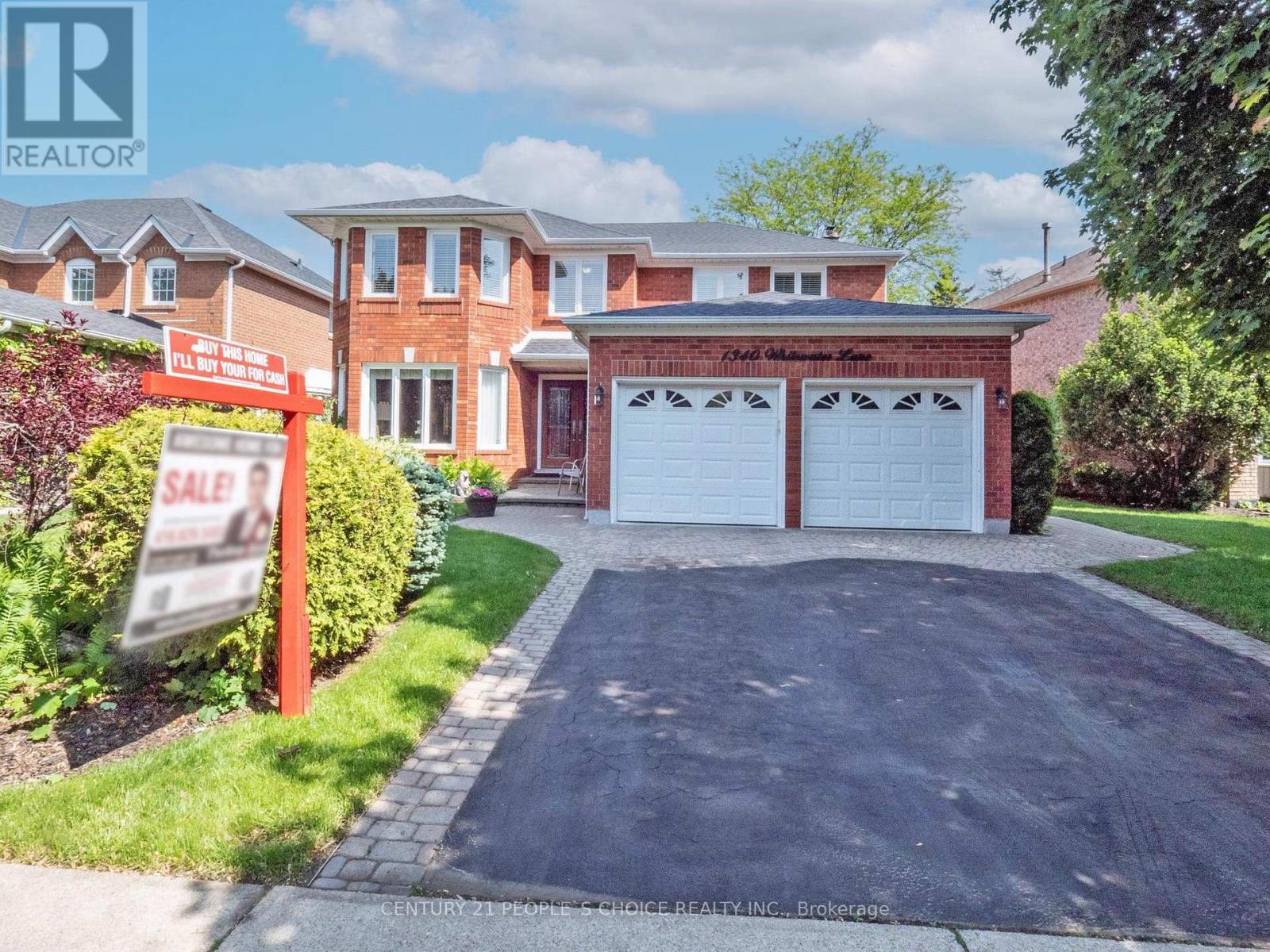 1340 Whitewater Lane, Mississauga, Ontario  L5V 1L8 - Photo 3 - W12192086