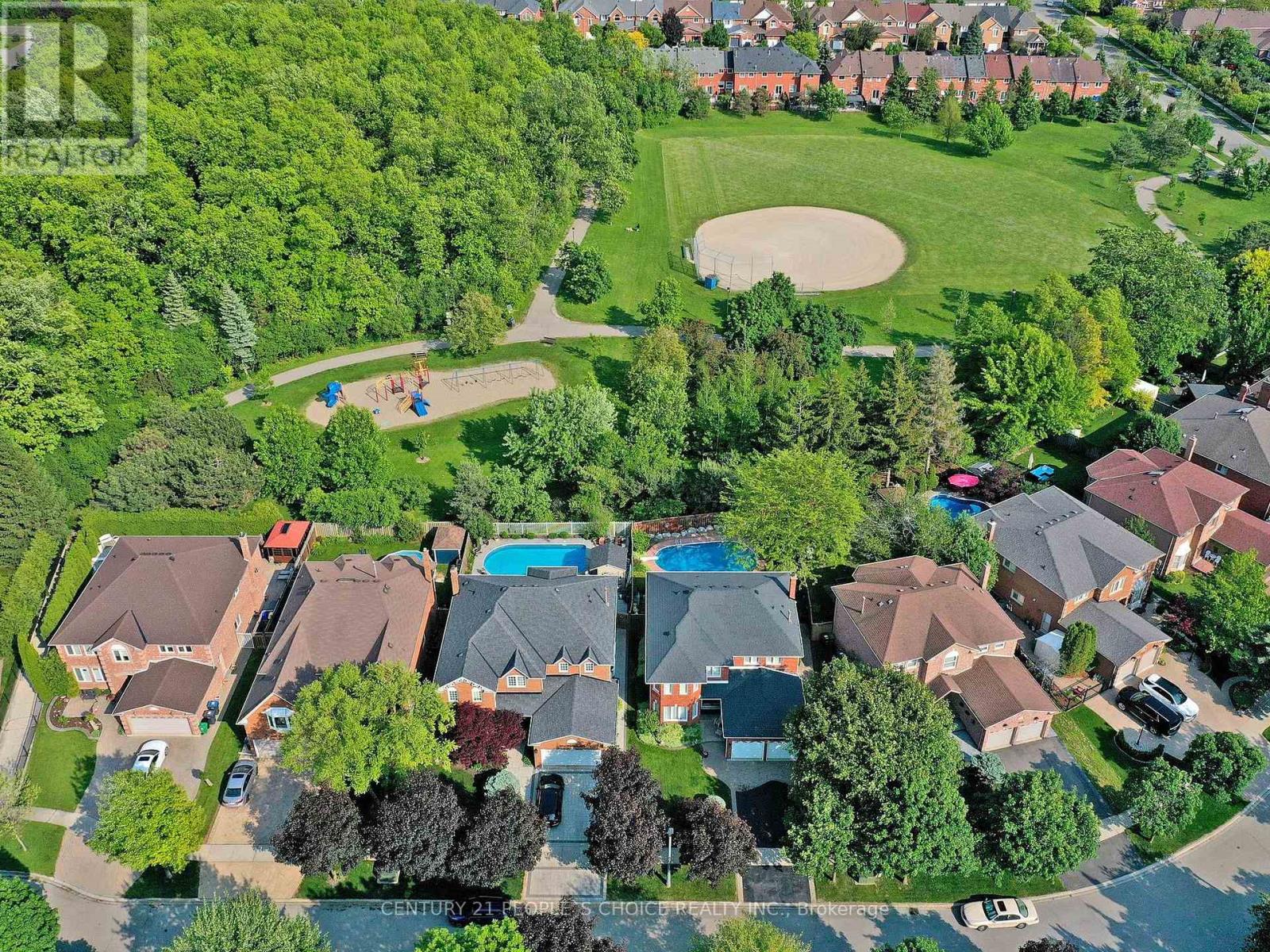 1340 Whitewater Lane, Mississauga, Ontario  L5V 1L8 - Photo 30 - W12192086