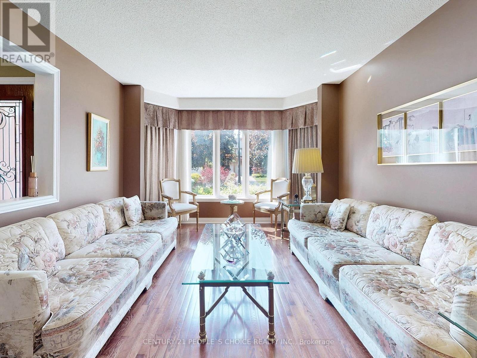 1340 Whitewater Lane, Mississauga, Ontario  L5V 1L8 - Photo 7 - W12192086