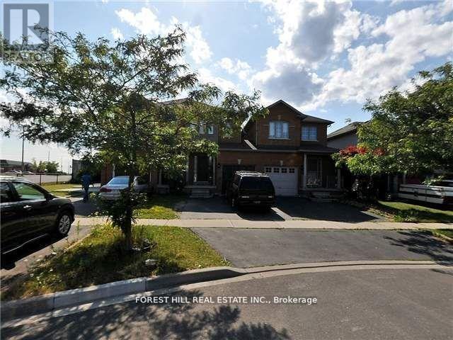 741 Mirage Place, Mississauga, Ontario  L5R 3Y2 - Photo 4 - W12192090
