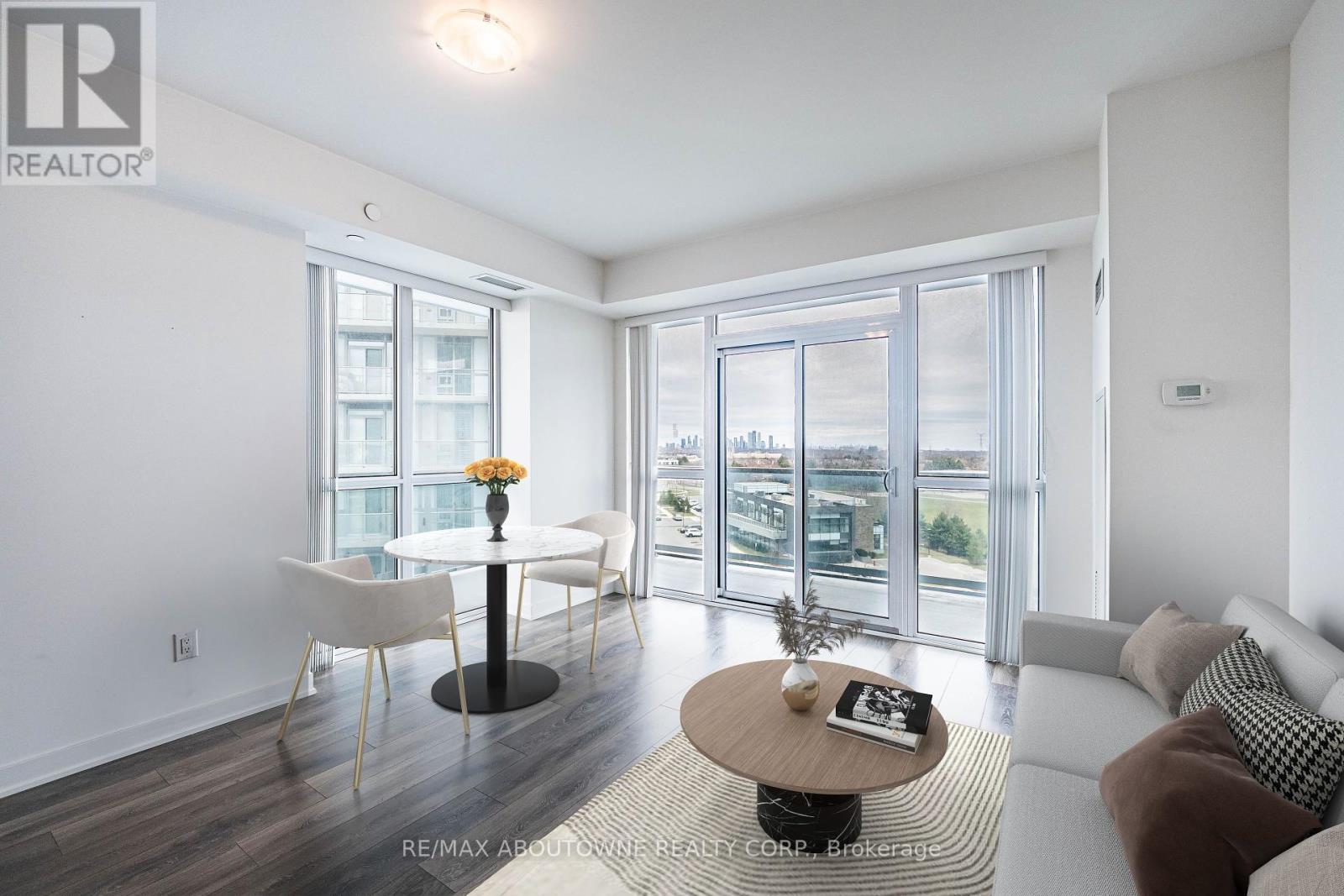 704 - 4633 Glen Erin Drive, Mississauga, Ontario  L5M 7E1 - Photo 10 - W12192091