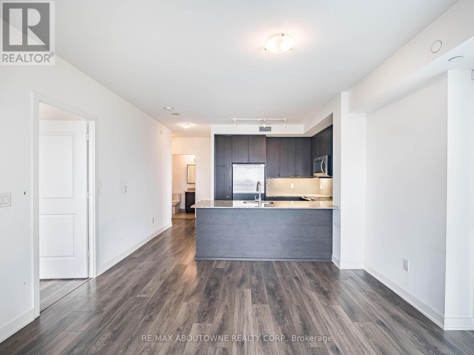 704 - 4633 Glen Erin Drive, Mississauga, Ontario  L5M 7E1 - Photo 11 - W12192091