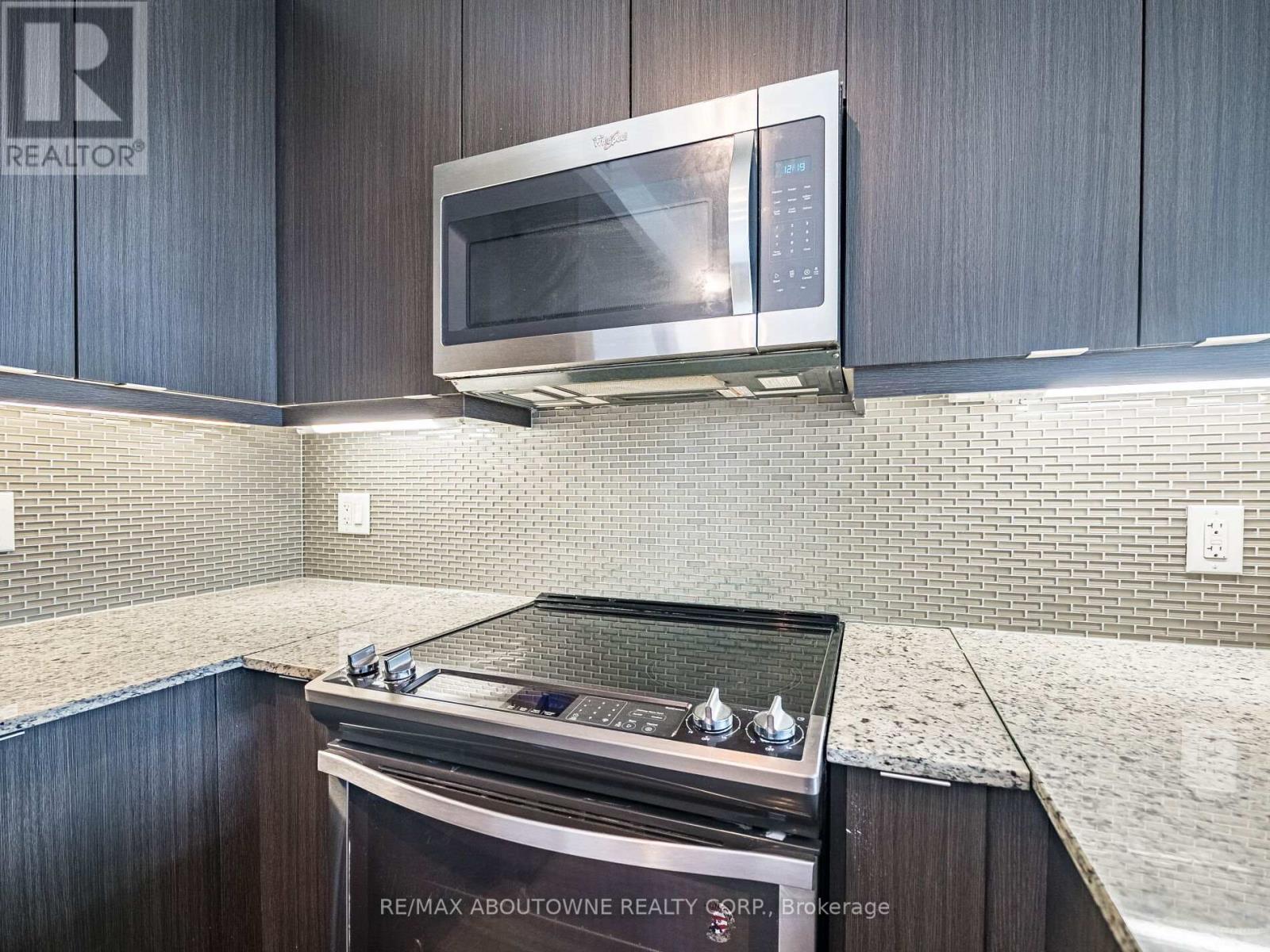 704 - 4633 Glen Erin Drive, Mississauga, Ontario  L5M 7E1 - Photo 17 - W12192091