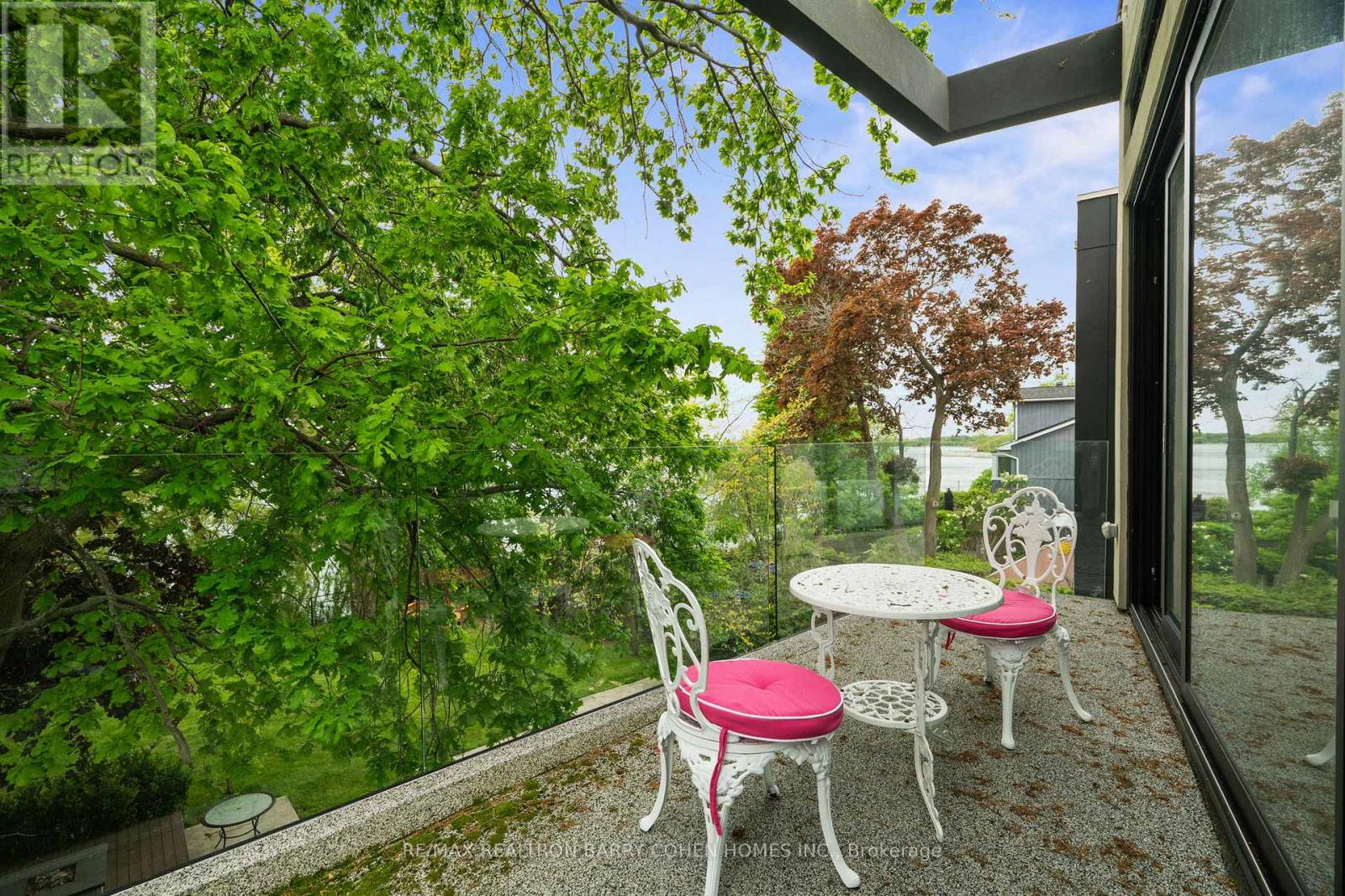 67 Lake Promenade, Toronto (Long Branch), Ontario  M8W 1A2 - Photo 30 - W12192096