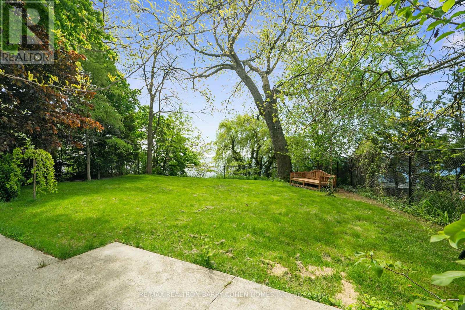67 Lake Promenade, Toronto (Long Branch), Ontario  M8W 1A2 - Photo 45 - W12192096