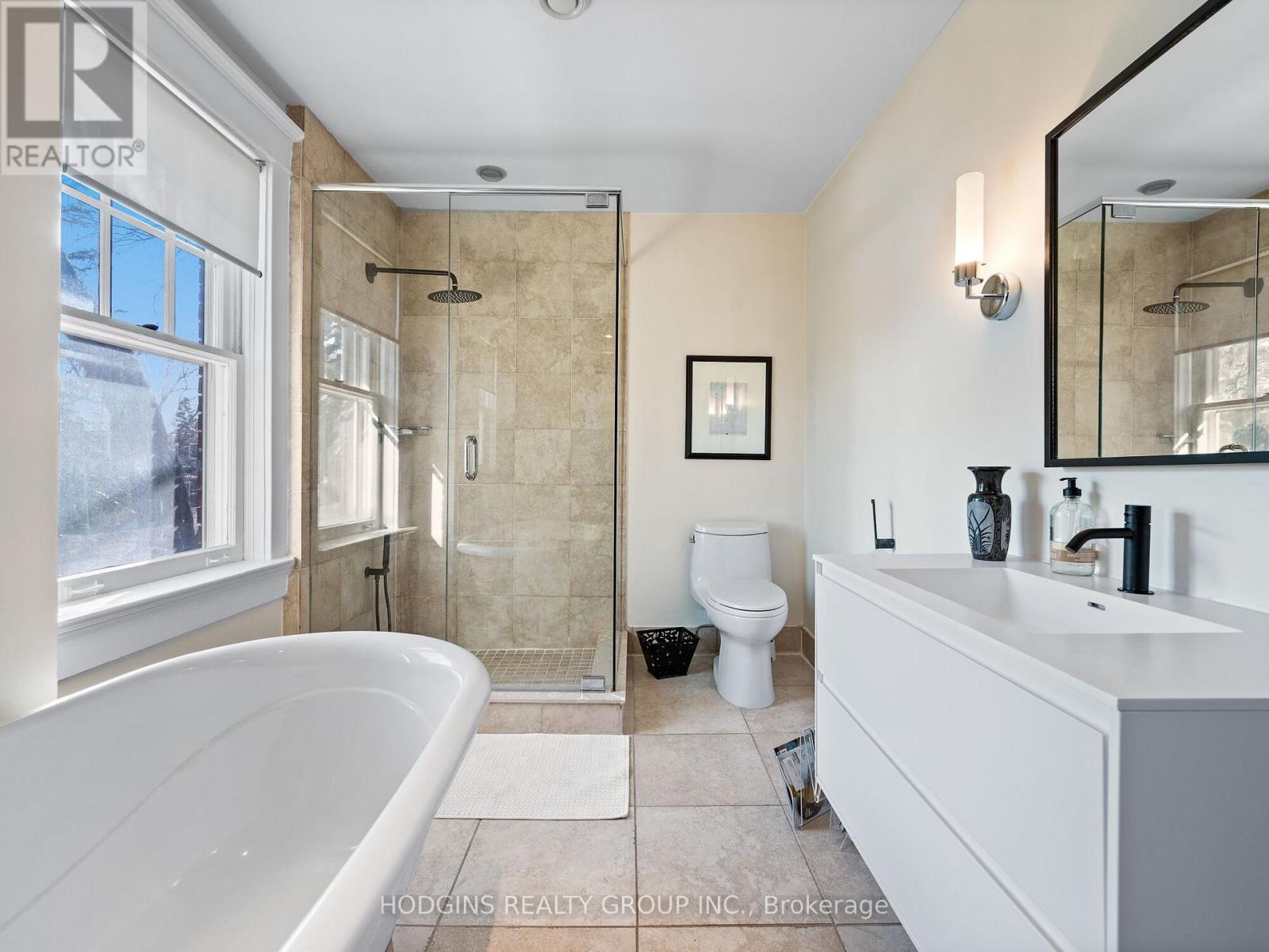26 Brant Avenue, Mississauga, Ontario  L5G 3N8 - Photo 25 - W12192134