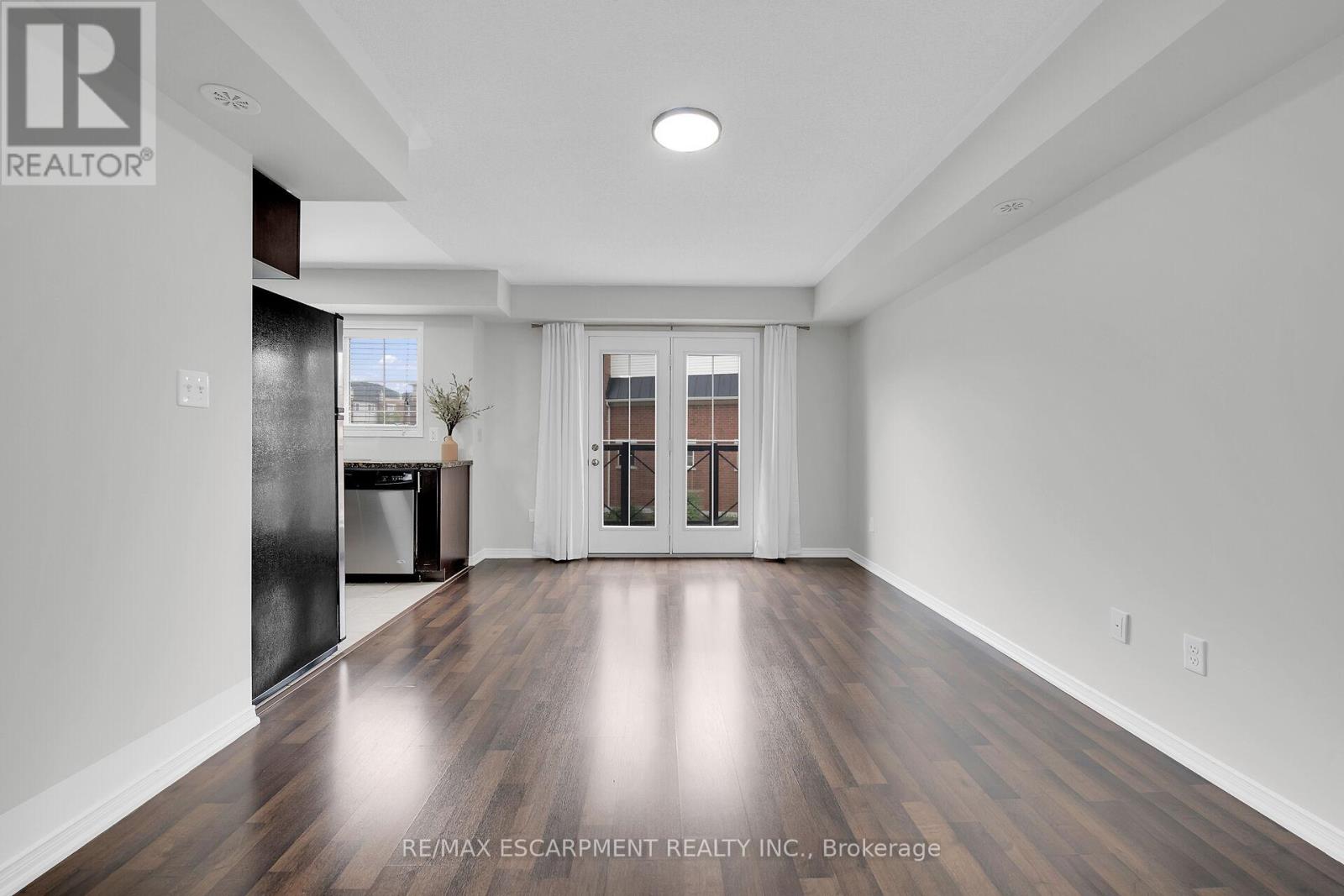 11 - 35 Hays Boulevard, Oakville, Ontario  L6H 0J1 - Photo 8 - W12192140