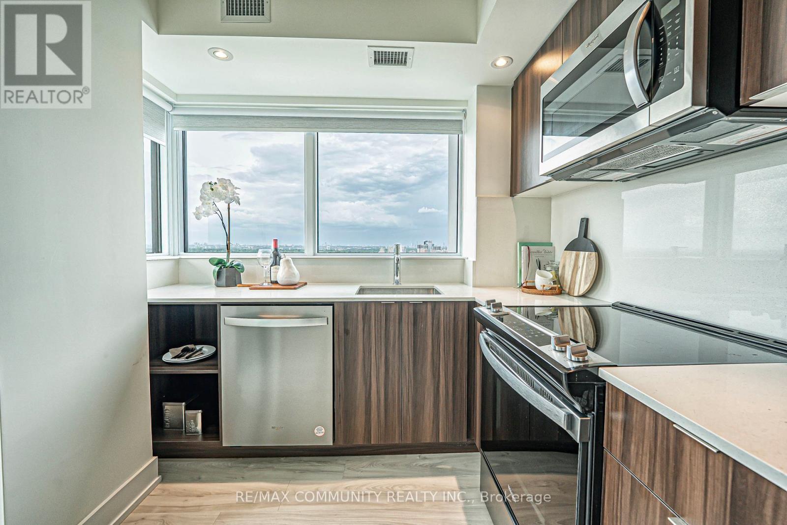 2606 - 10 Eva Road, Toronto (Etobicoke West Mall), Ontario  M9C 0B3 - Photo 19 - W12192153