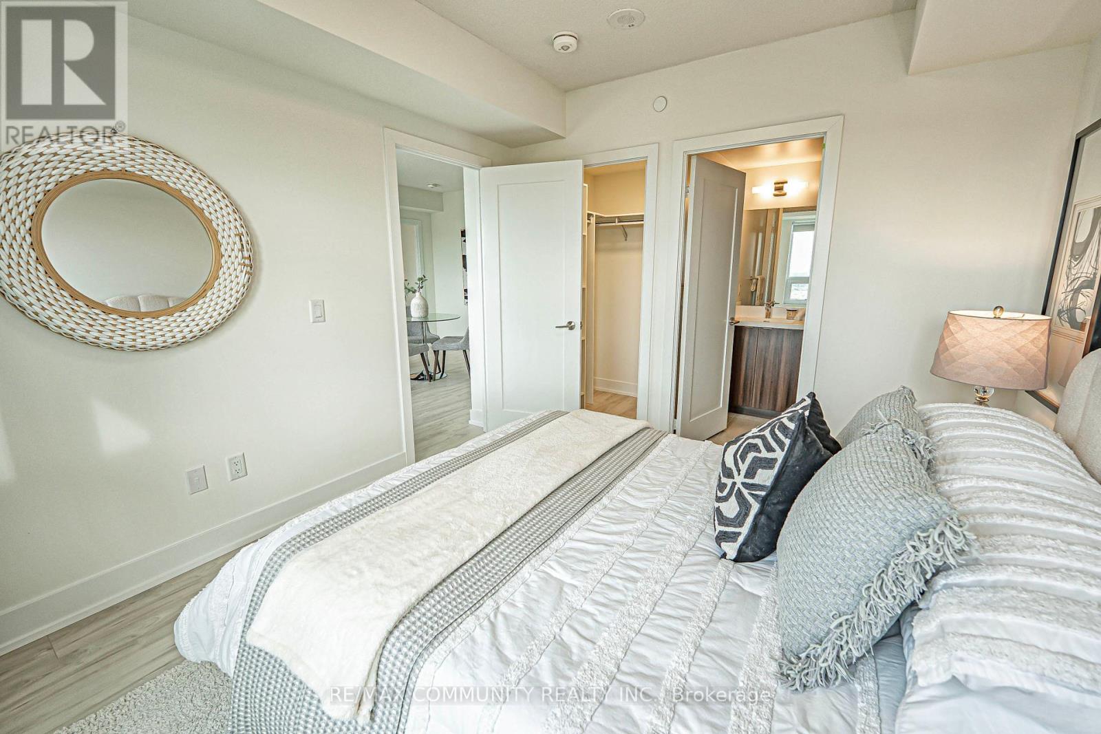 2606 - 10 Eva Road, Toronto (Etobicoke West Mall), Ontario  M9C 0B3 - Photo 21 - W12192153