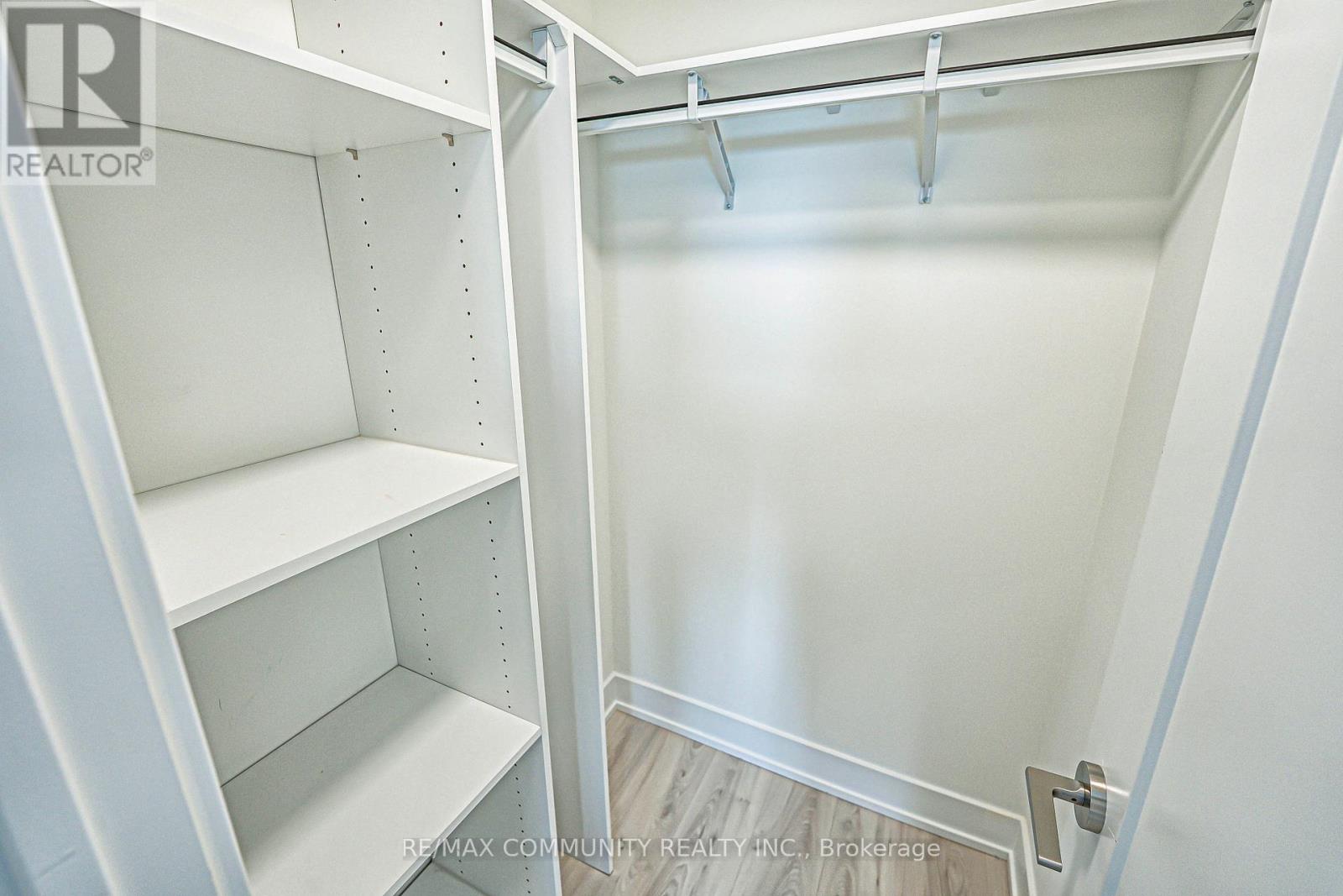 2606 - 10 Eva Road, Toronto (Etobicoke West Mall), Ontario  M9C 0B3 - Photo 22 - W12192153
