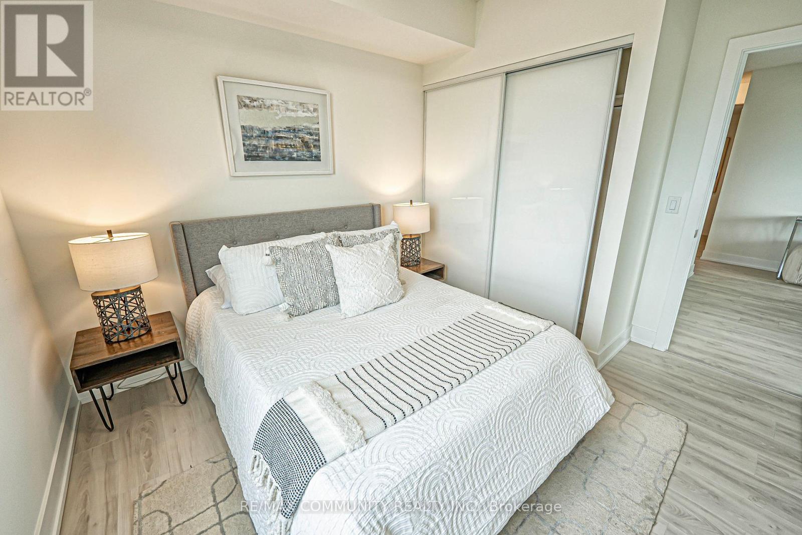 2606 - 10 Eva Road, Toronto (Etobicoke West Mall), Ontario  M9C 0B3 - Photo 25 - W12192153