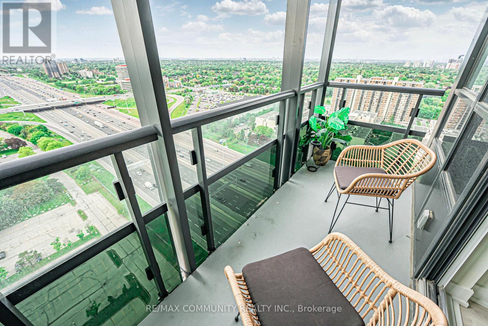 2606 - 10 Eva Road, Toronto, Ontario  M9C 0B3 - Photo 29 - W12192153