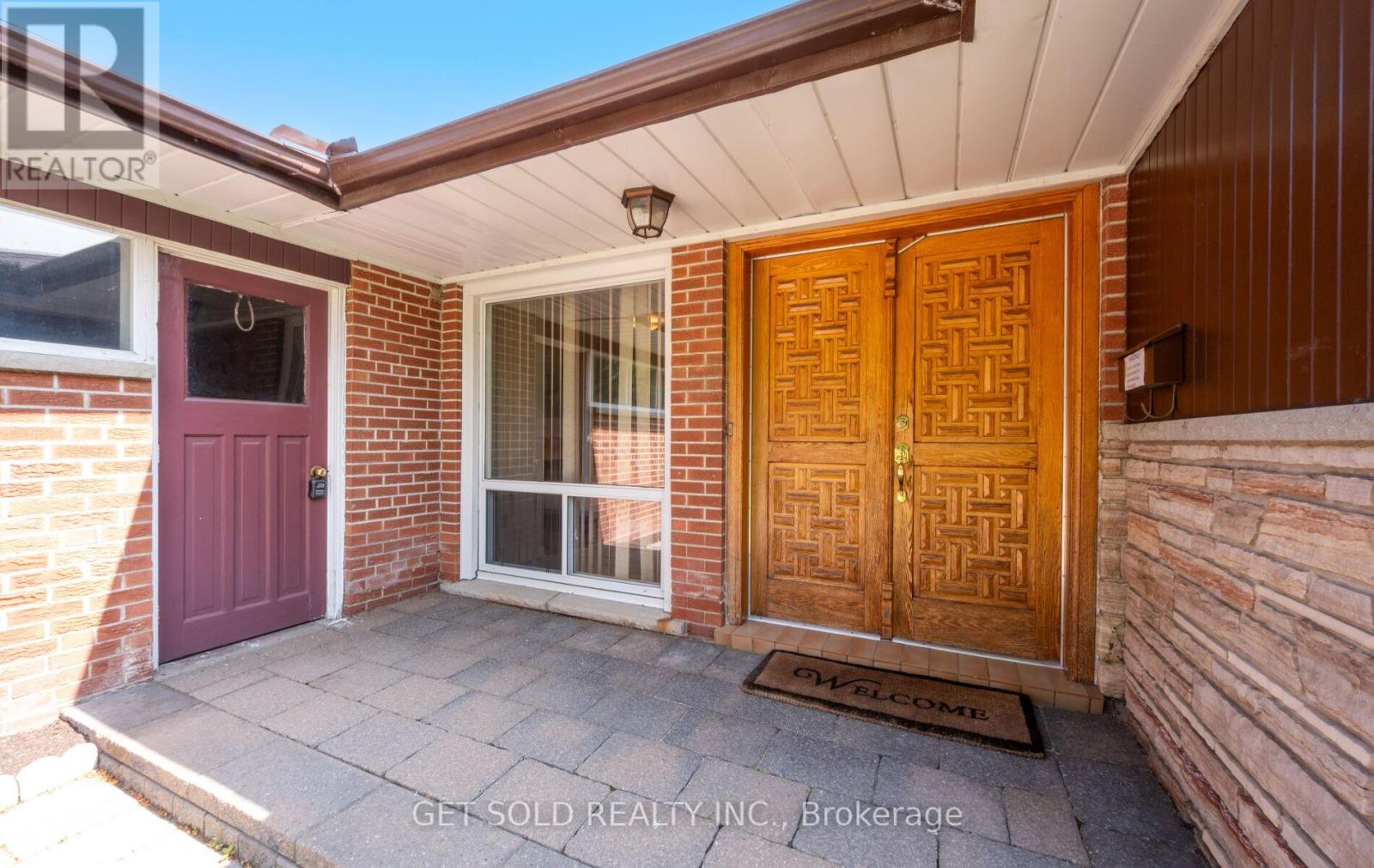 43 Grovetree Road, Toronto, Ontario  M9V 2Y4 - Photo 2 - W12192162