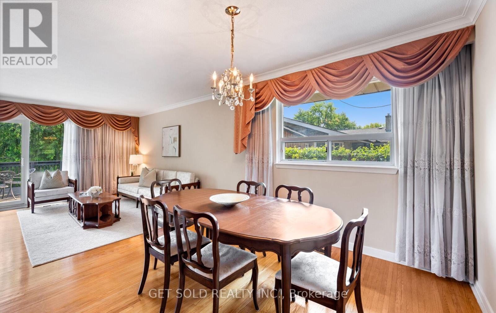 43 Grovetree Road, Toronto, Ontario  M9V 2Y4 - Photo 8 - W12192162