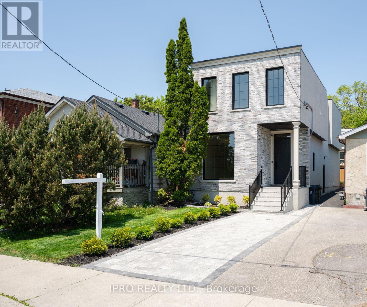 104 Newcastle Street, Toronto (Mimico), Ontario  M8Z 1C8 - Photo 1 - W12192236