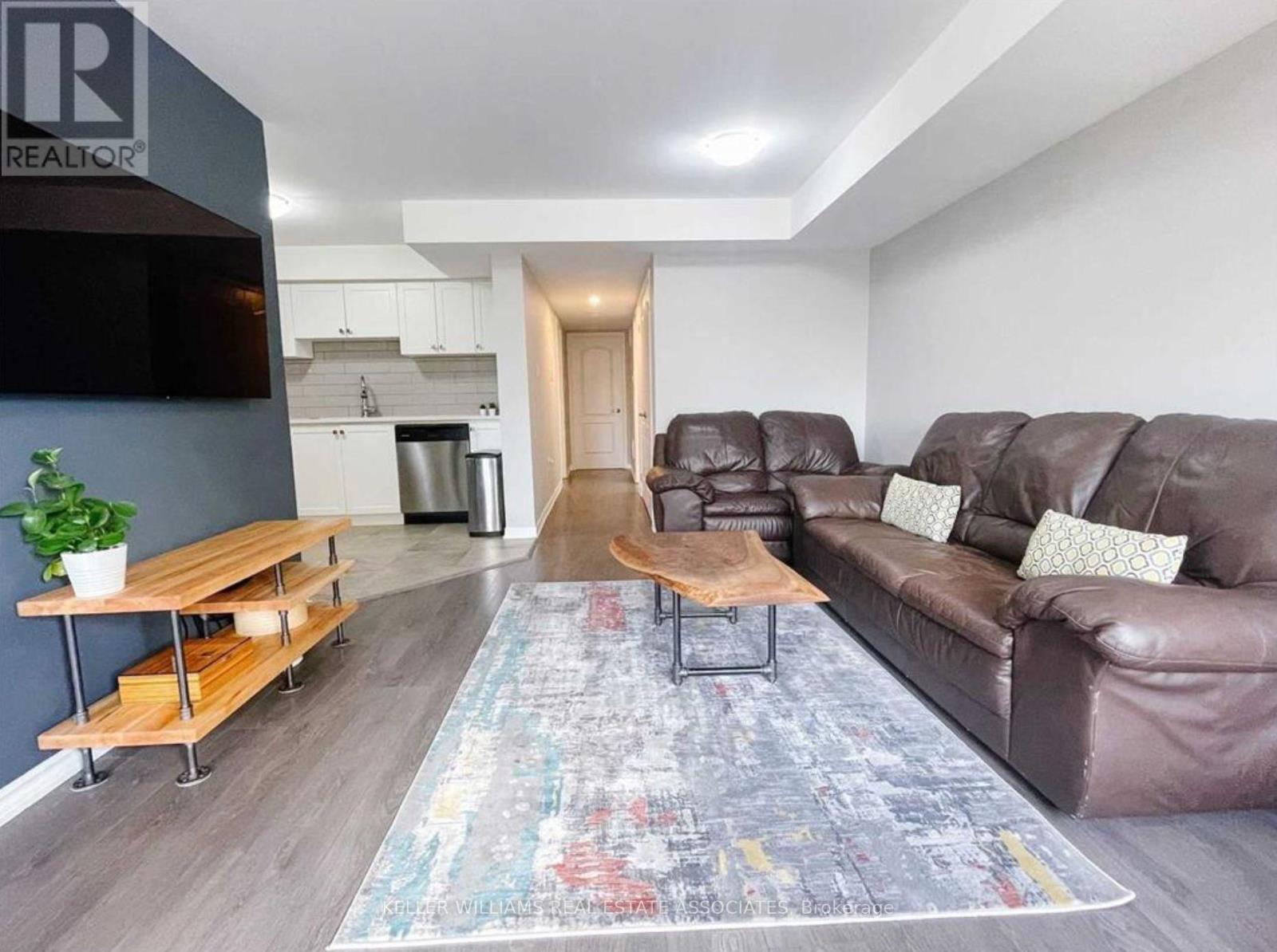 60 - 2441 Greenwich Drive, Oakville (Wm Westmount), Ontario  L6M 0S3 - Photo 7 - W12192259