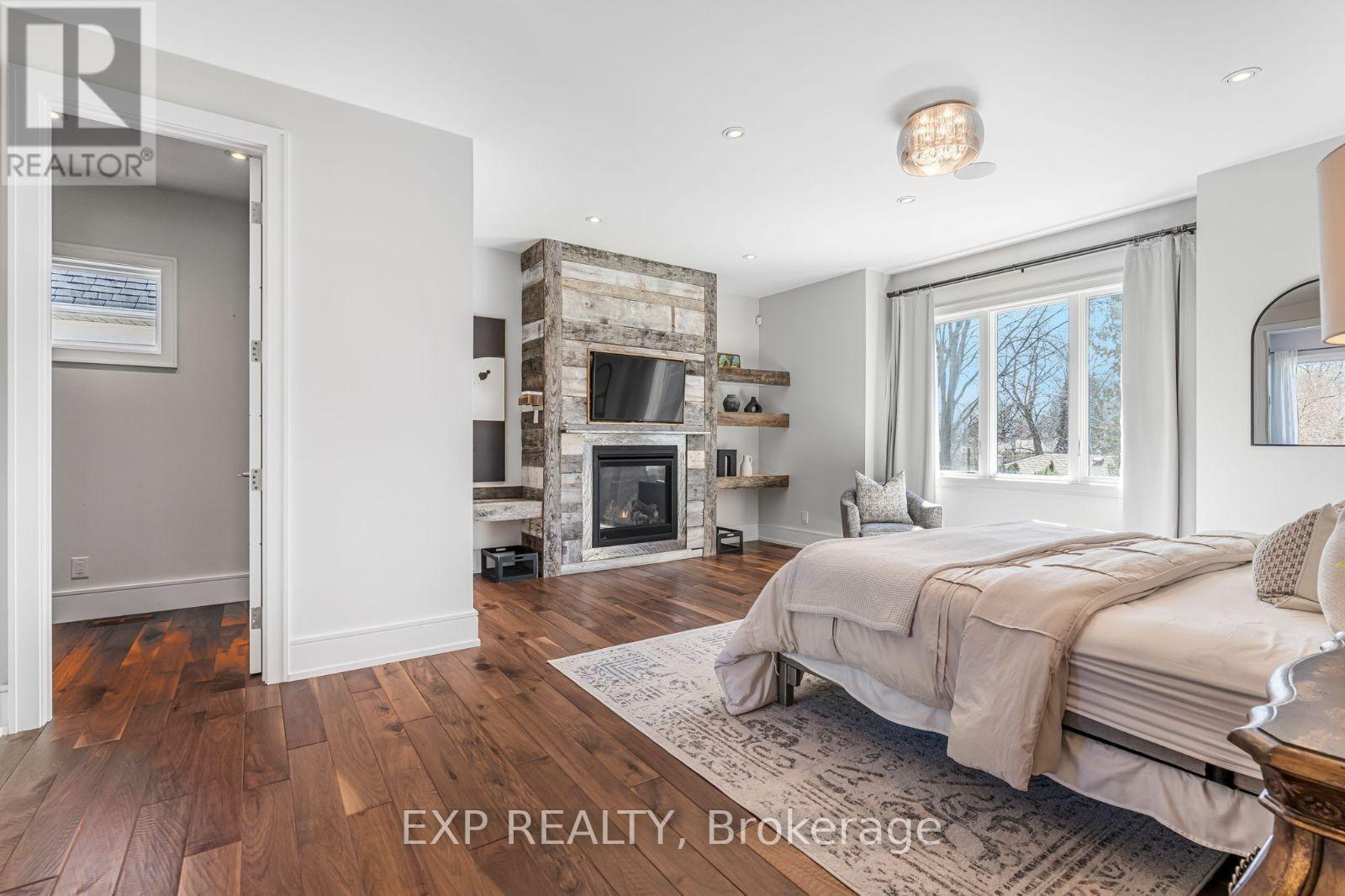 574 Stephens Crescent W, Oakville (Wo West), Ontario  L6K 1Y3 - Photo 25 - W12192265