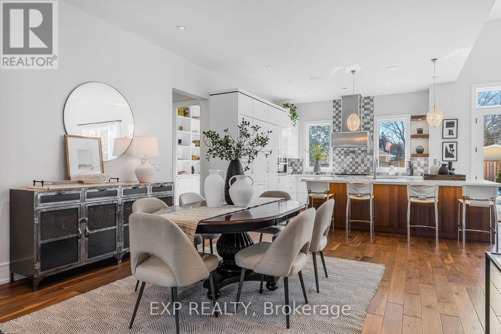 574 Stephens Crescent W, Oakville, Ontario  L6K 1Y3 - Photo 8 - W12192265
