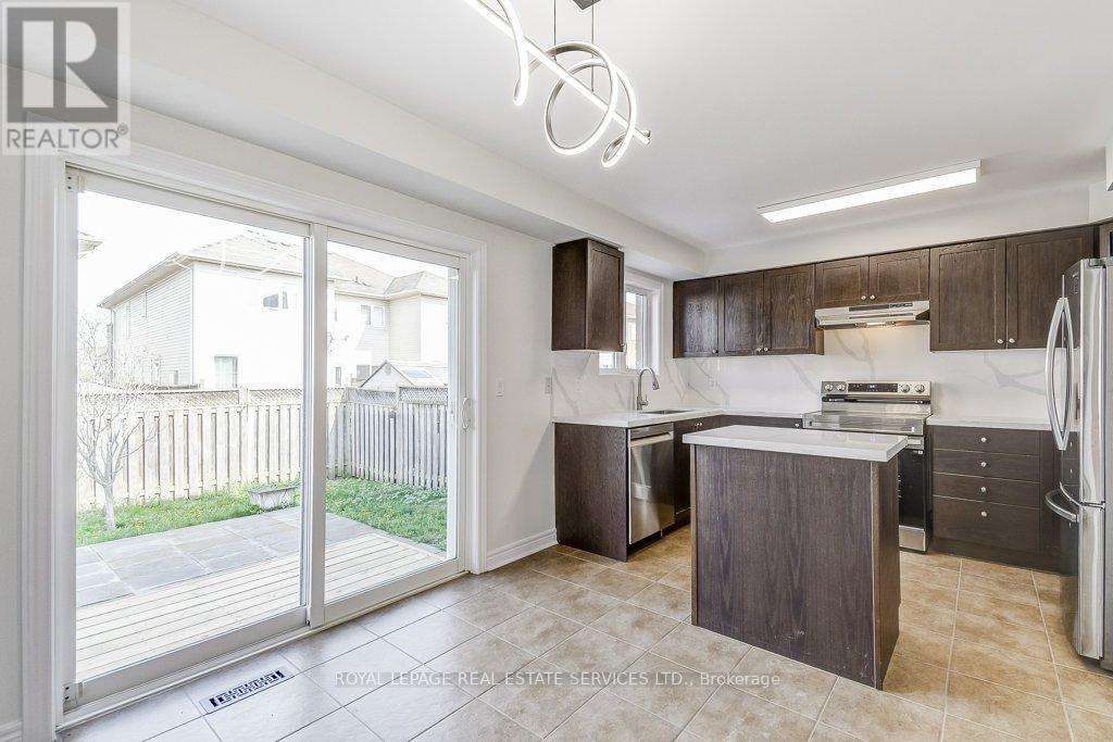 4846 Verdi Street, Burlington, Ontario  L7M 0H7 - Photo 8 - W12192289