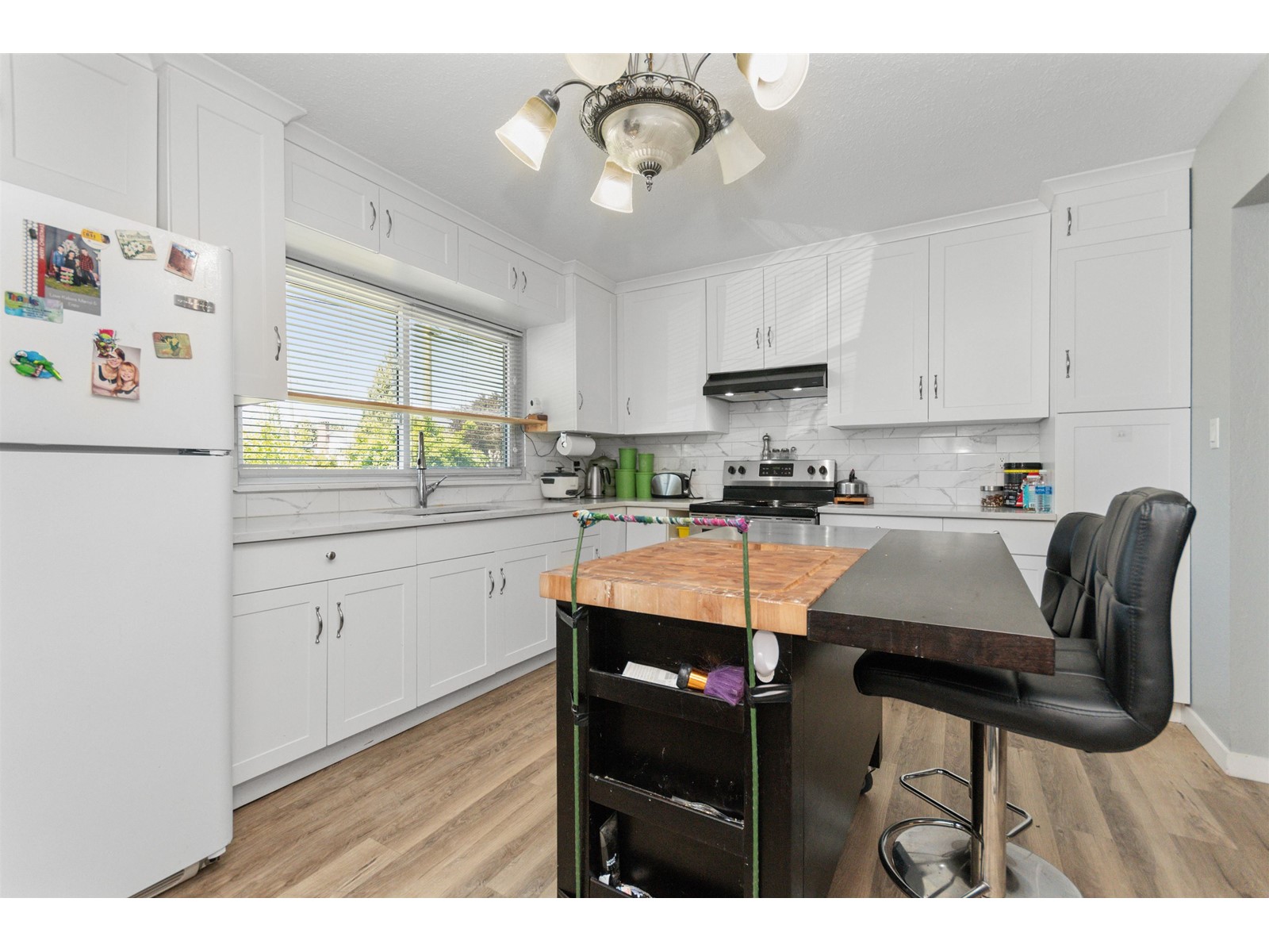 8684 Broadway Road, Chilliwack Proper South, Chilliwack, British Columbia  V2P 5V6 - Photo 10 - R3010244