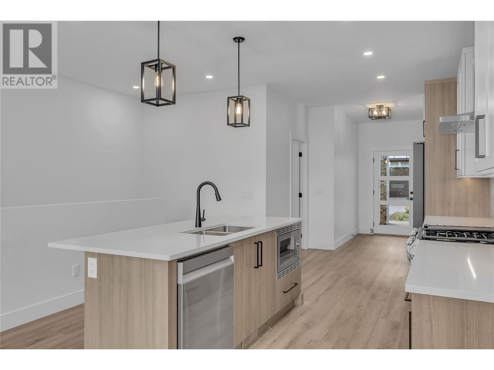 2835 Canyon Crest Drive Unit# 7, West Kelowna, British Columbia  V4T 0E3 - Photo 12 - 10338285