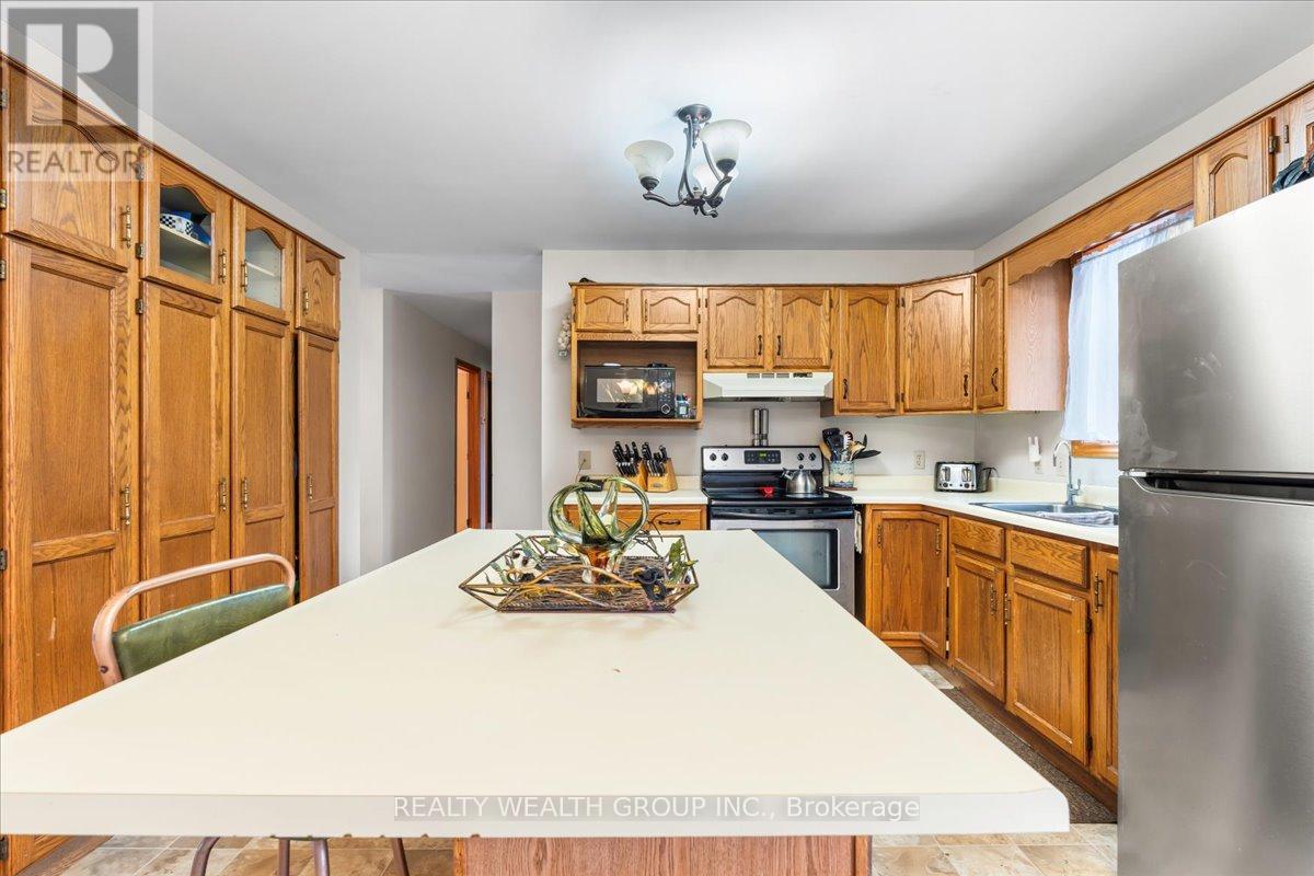 72 Halloway Road, Quinte West (Sidney Ward), Ontario  K0K 3E0 - Photo 11 - X12192041
