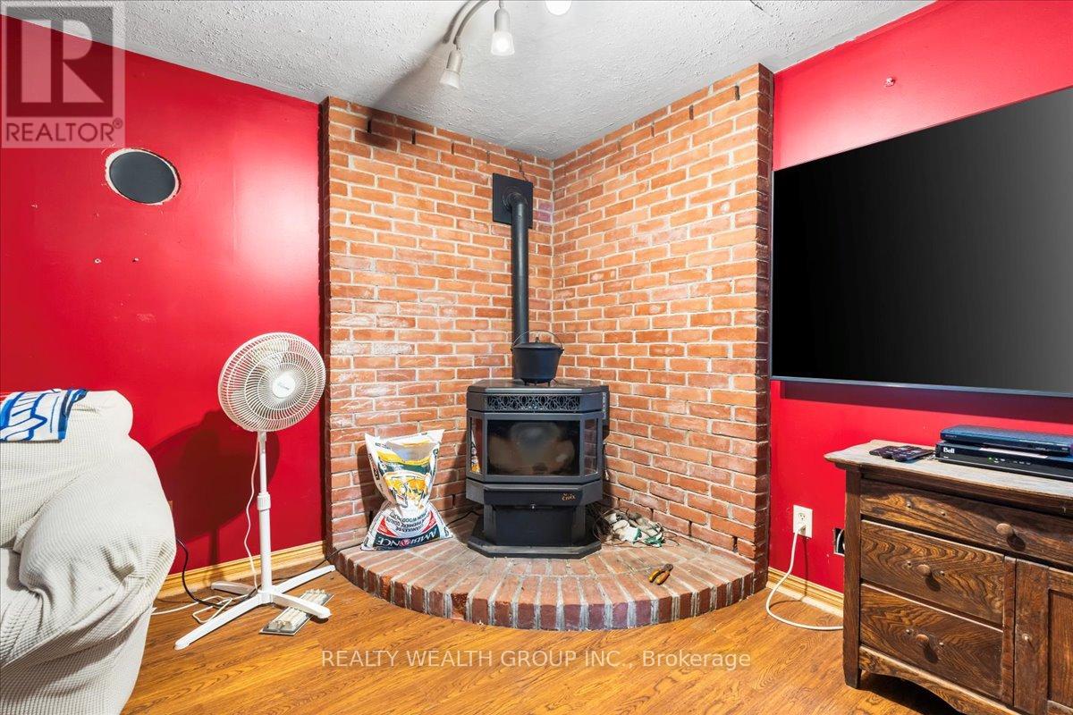 72 Halloway Road, Quinte West (Sidney Ward), Ontario  K0K 3E0 - Photo 26 - X12192041