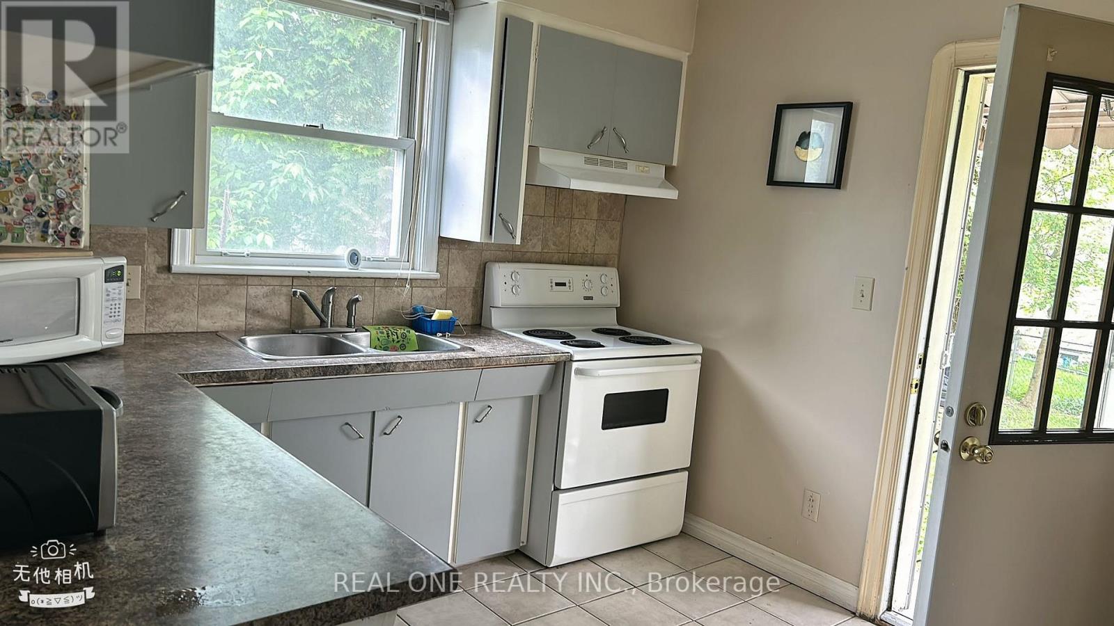 Basement - 92 Binkley Crescent W, Hamilton, Ontario  L8S 3L1 - Photo 11 - X12192056