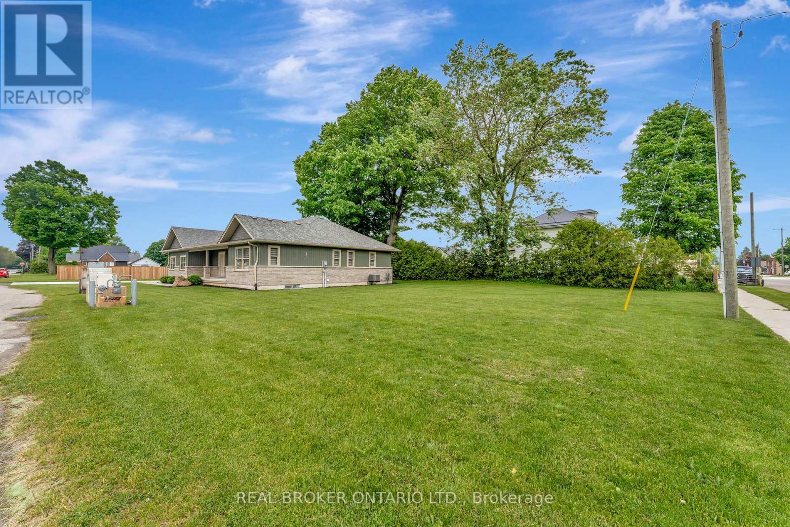 12 Albert Street, Norfolk (Langton), Ontario  N5V 2L8 - Photo 41 - X12192082