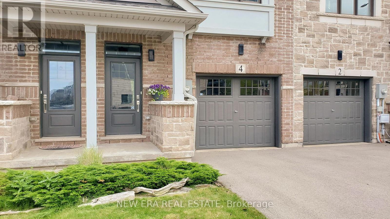 4 Place Polonaise Drive, Grimsby, Ontario  L3M 0H3 - Photo 2 - X12192105