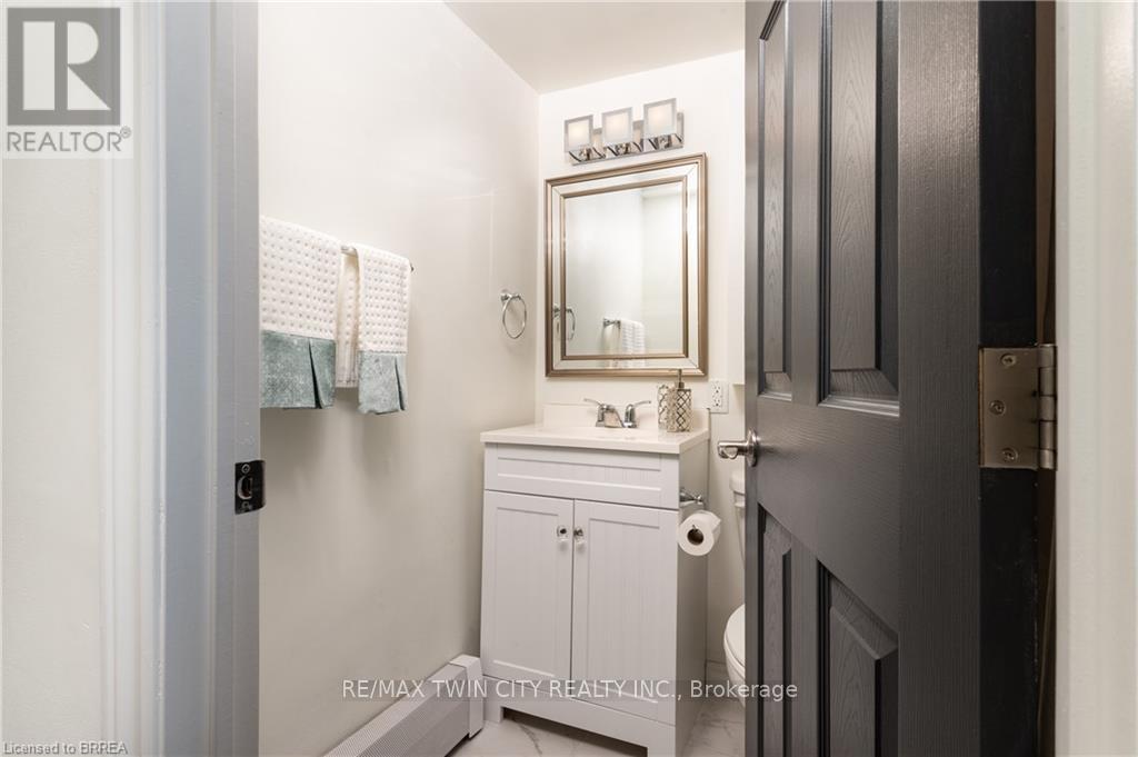 502 - 200 Charlton Avenue E, Hamilton, Ontario  L8N 1Z1 - Photo 14 - X12192240