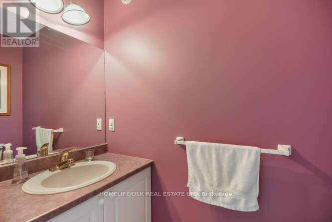 125 Butlers Crescent, Brockville, Ontario  K6V 7K8 - Photo 13 - X12192344