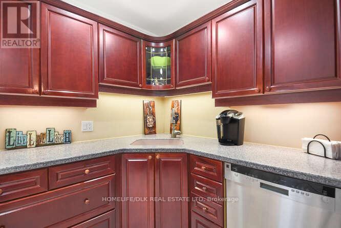125 Butlers Crescent, Brockville, Ontario  K6V 7K8 - Photo 21 - X12192344