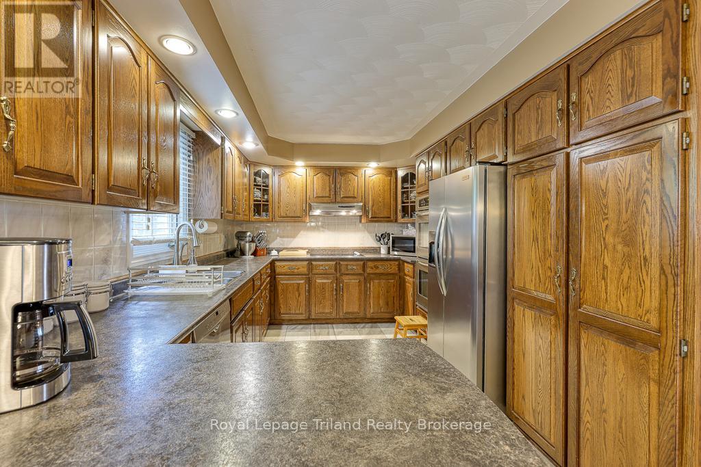 14 Blackfoot Place, Woodstock, Ontario  N4T 1E2 - Photo 12 - X12192387