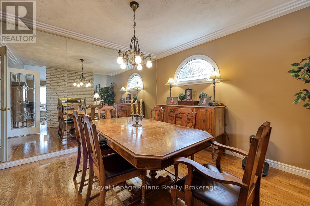 14 Blackfoot Place, Woodstock, Ontario  N4T 1E2 - Photo 9 - X12192387
