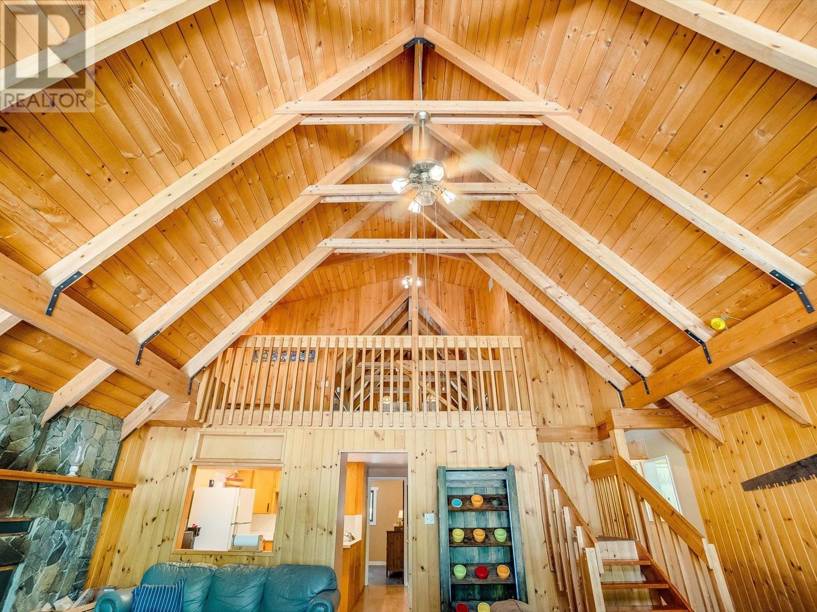 16246 Wadds Road, Crawford Bay, British Columbia  V0B 1E0 - Photo 12 - 10350521