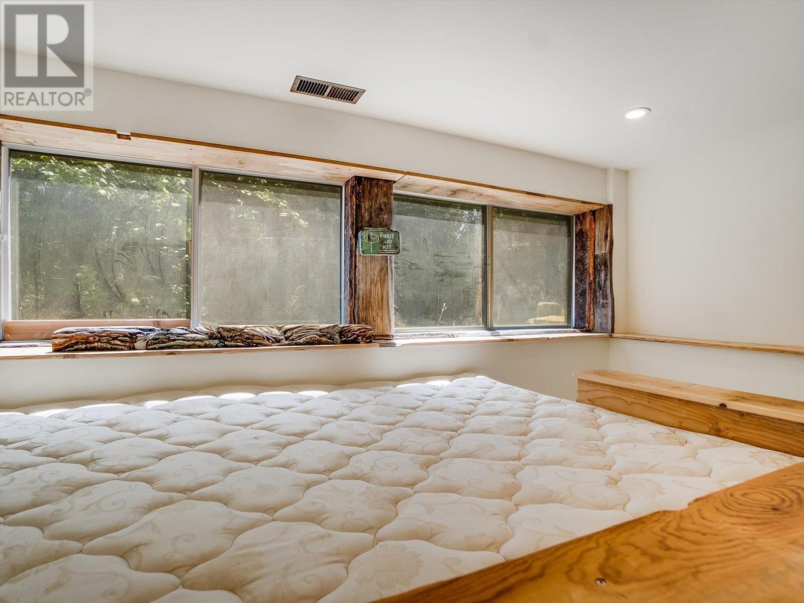16246 Wadds Road, Crawford Bay, British Columbia  V0B 1E0 - Photo 43 - 10350521