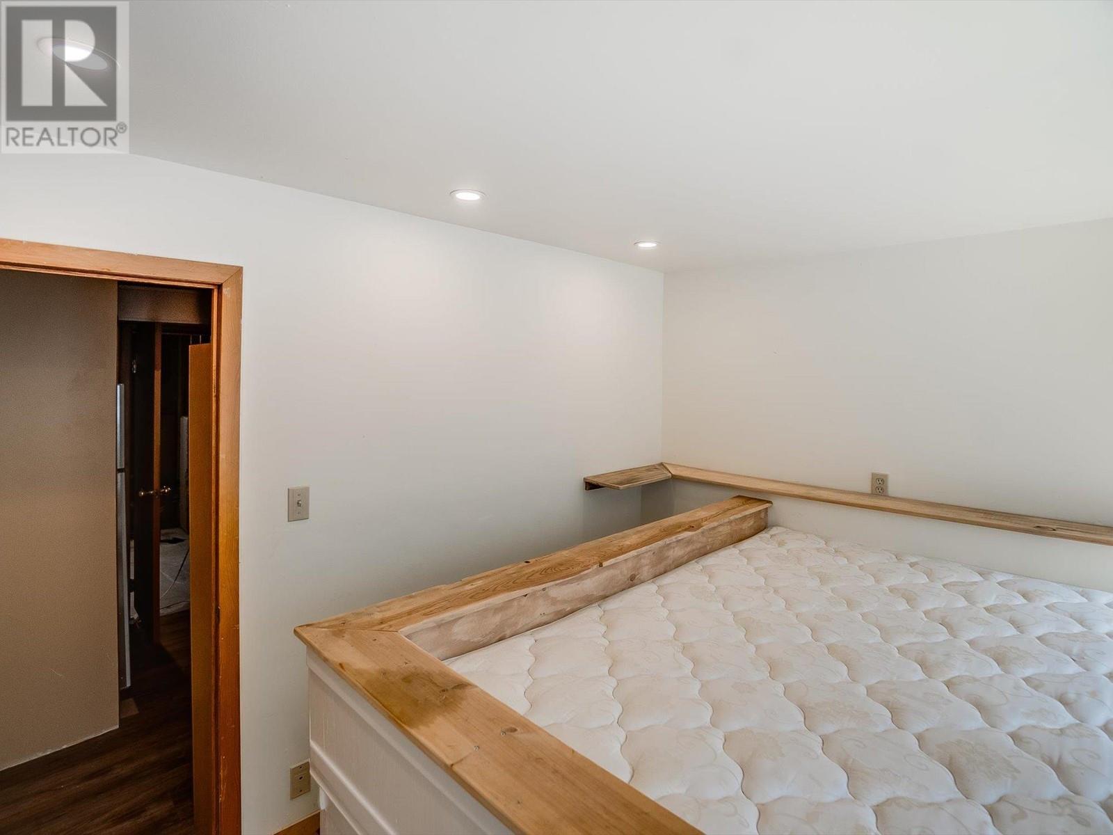 16246 Wadds Road, Crawford Bay, British Columbia  V0B 1E0 - Photo 45 - 10350521
