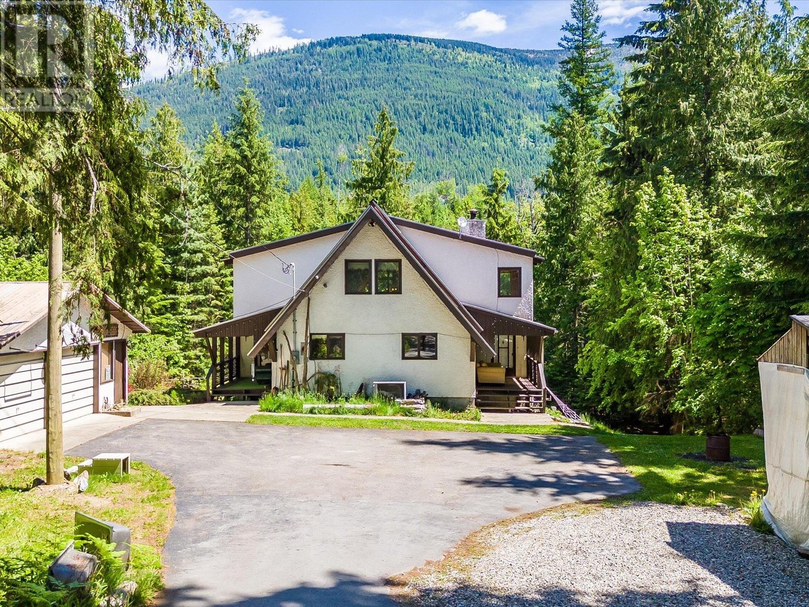16246 Wadds Road, Crawford Bay, British Columbia  V0B 1E0 - Photo 61 - 10350521