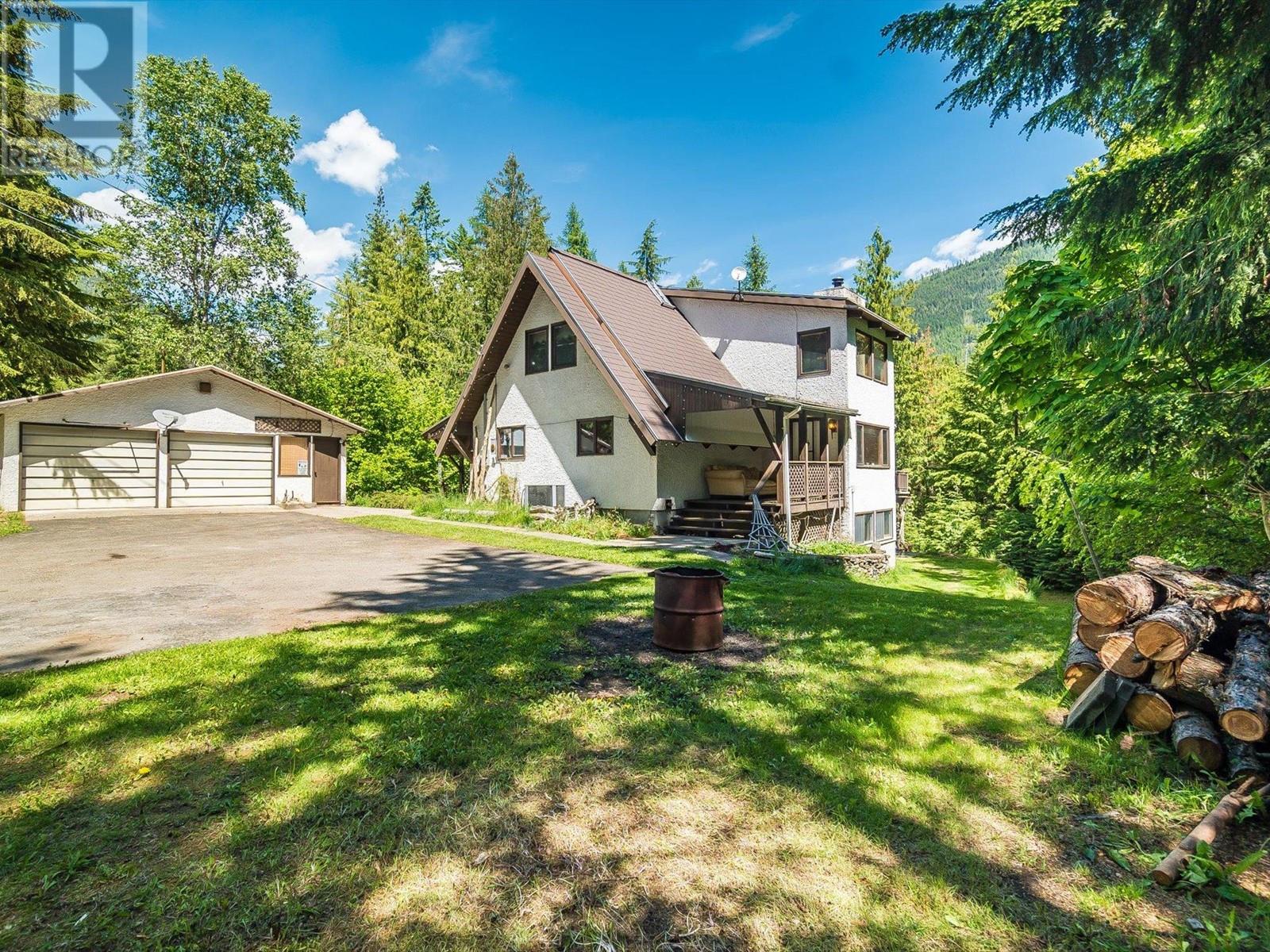 16246 Wadds Road, Crawford Bay, British Columbia  V0B 1E0 - Photo 68 - 10350521