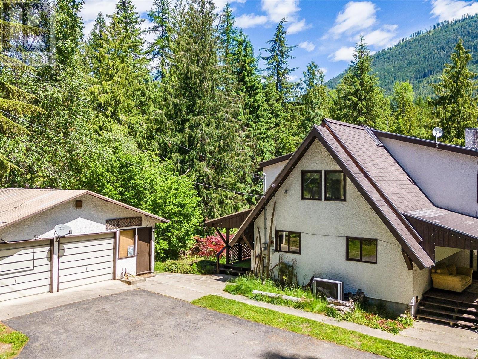 16246 Wadds Road, Crawford Bay, British Columbia  V0B 1E0 - Photo 69 - 10350521