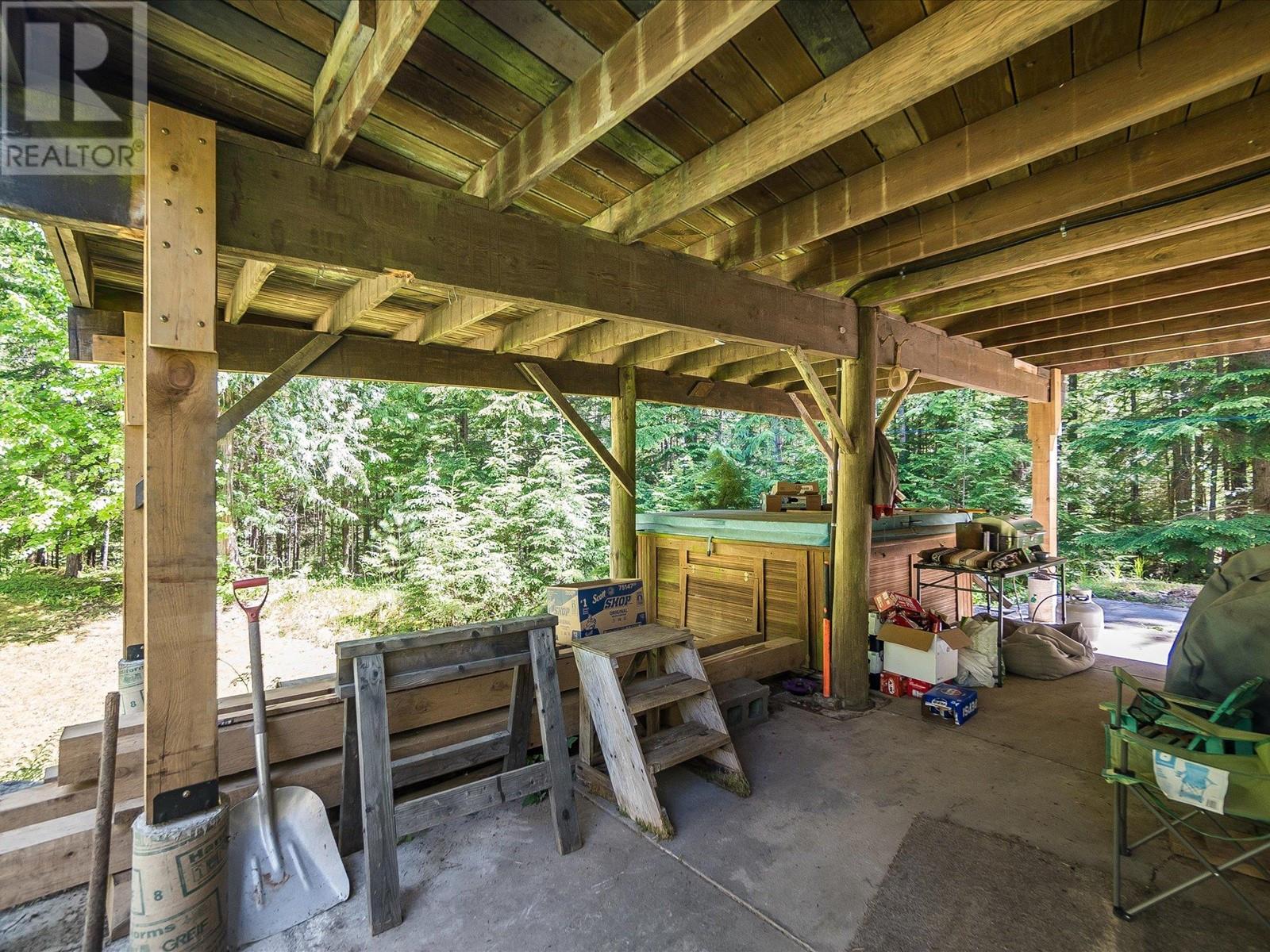 16246 Wadds Road, Crawford Bay, British Columbia  V0B 1E0 - Photo 75 - 10350521